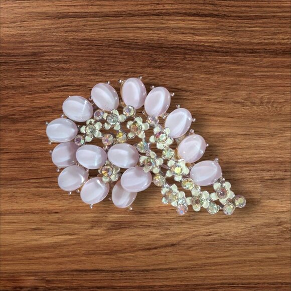 Vintage BSK Pink & Clear Rhinestone Floral Leaf Brooch Pin Costume Jewelry 2.5" - Picture 2 of 9